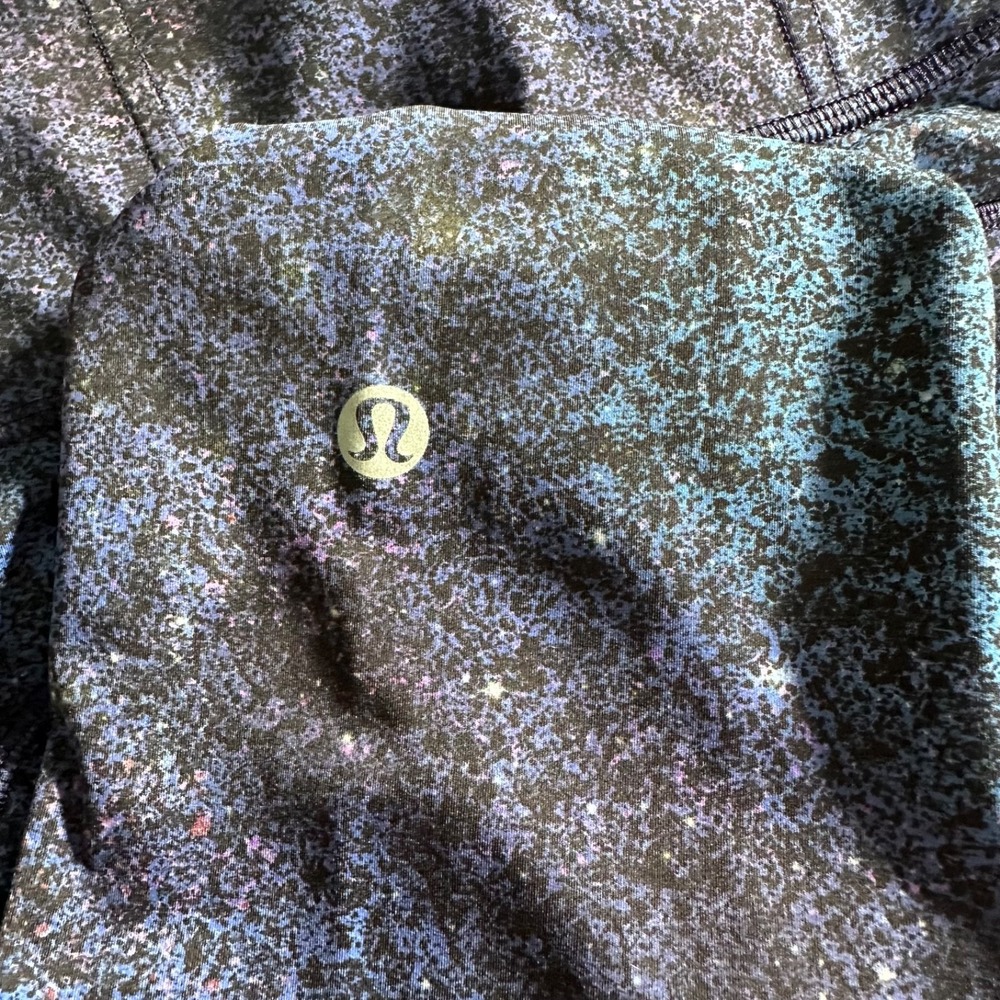 Lululemon Speed Up Tight 28" High-Rise Leggings Galaxy Theme - Size 4 - Picture 10 of 10